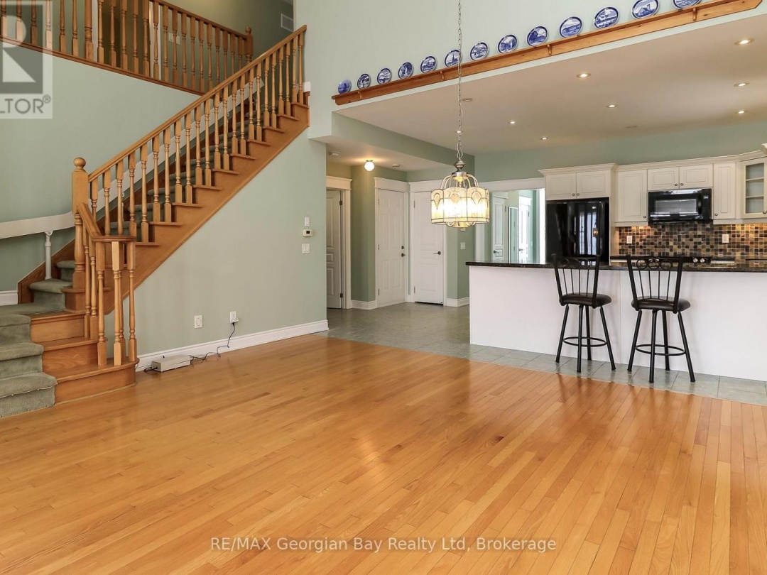 210 WYCLIFFE COVE, Georgian Bay