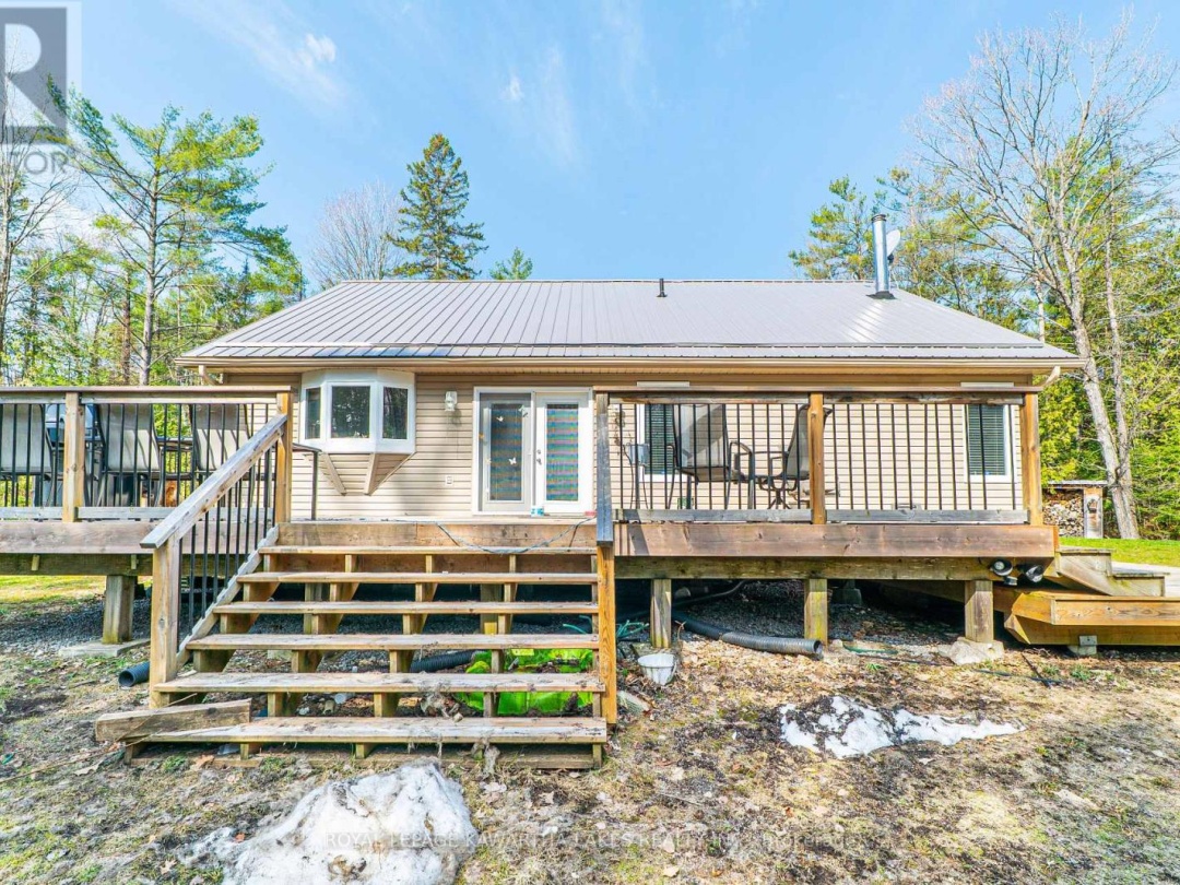 914 COUNTY RD 49, Trent Lakes