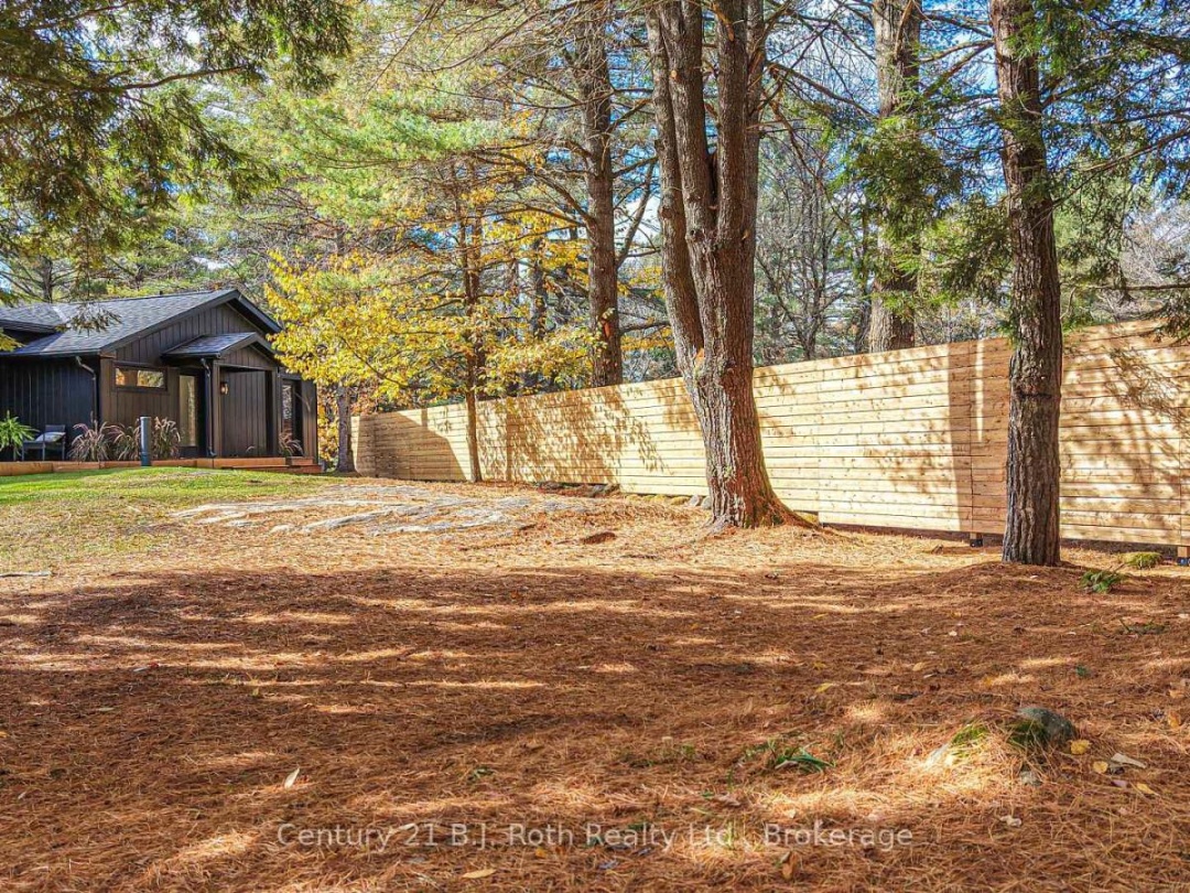 691 SOUTH WASEOSA LAKE ROAD, Huntsville (Chaffey)