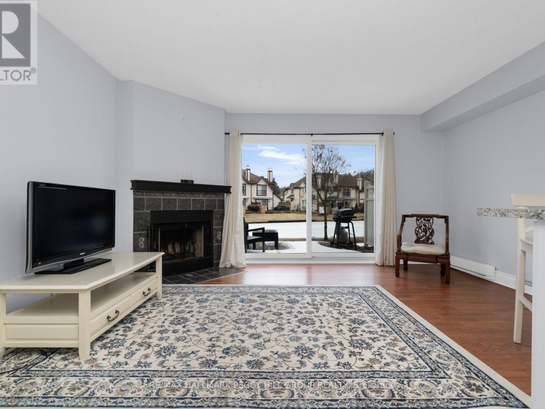 4 - 11 LAGUNA PARKWAY, Lake Simcoe
