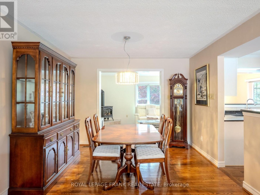97 PIRATES GLEN DRIVE, Pigeon Lake