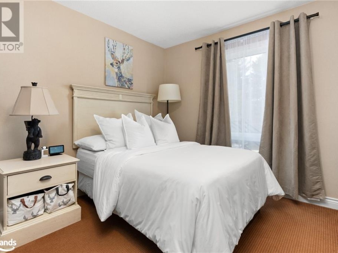 1235 Deerhurst Drive Unit# 52 107, Peninsula Lake