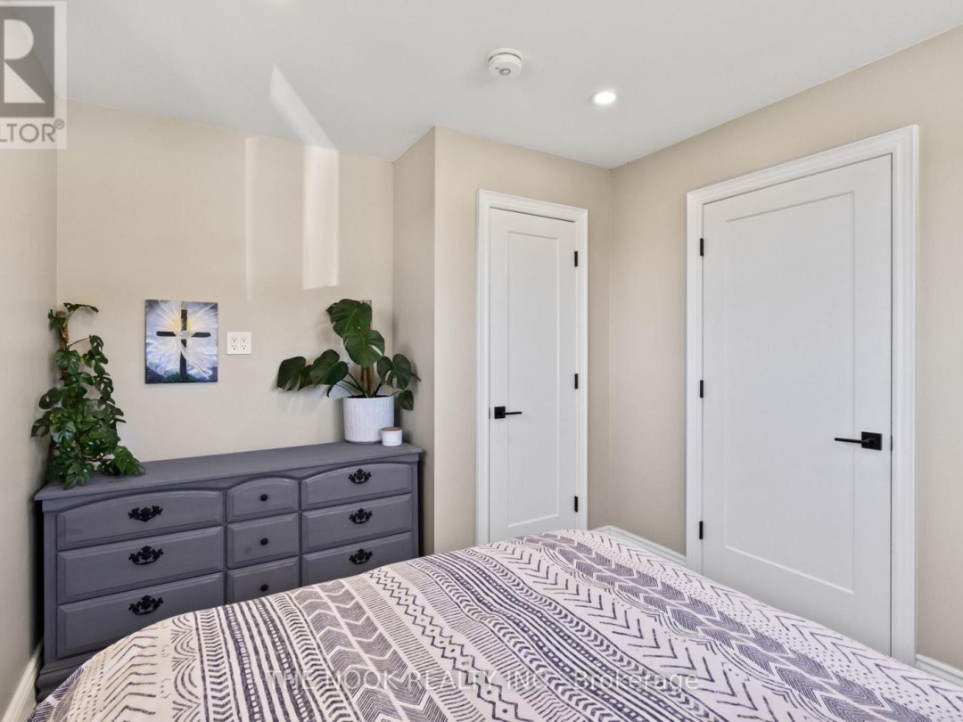 46 MCGUIRE BEACH ROAD, Kawartha Lakes (Carden)