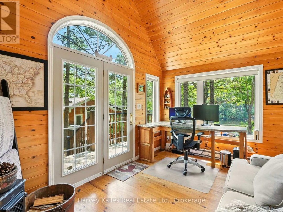1078 MCKENZIE ROAD, Lake Muskoka