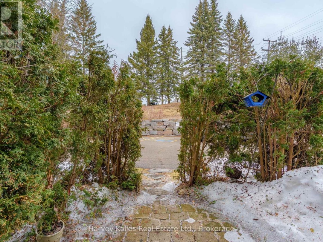 107 - 31 DAIRY LANE, Muskoka River