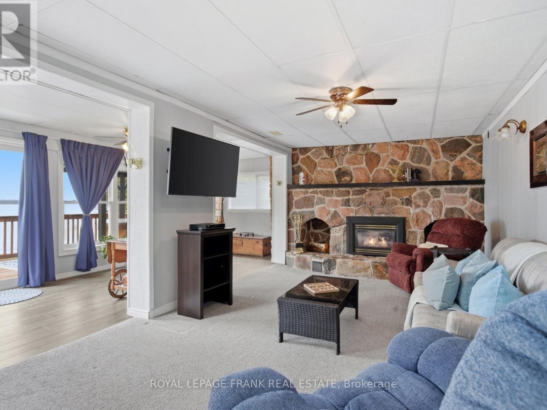 106 STARR BOULEVARD, Lake Scugog