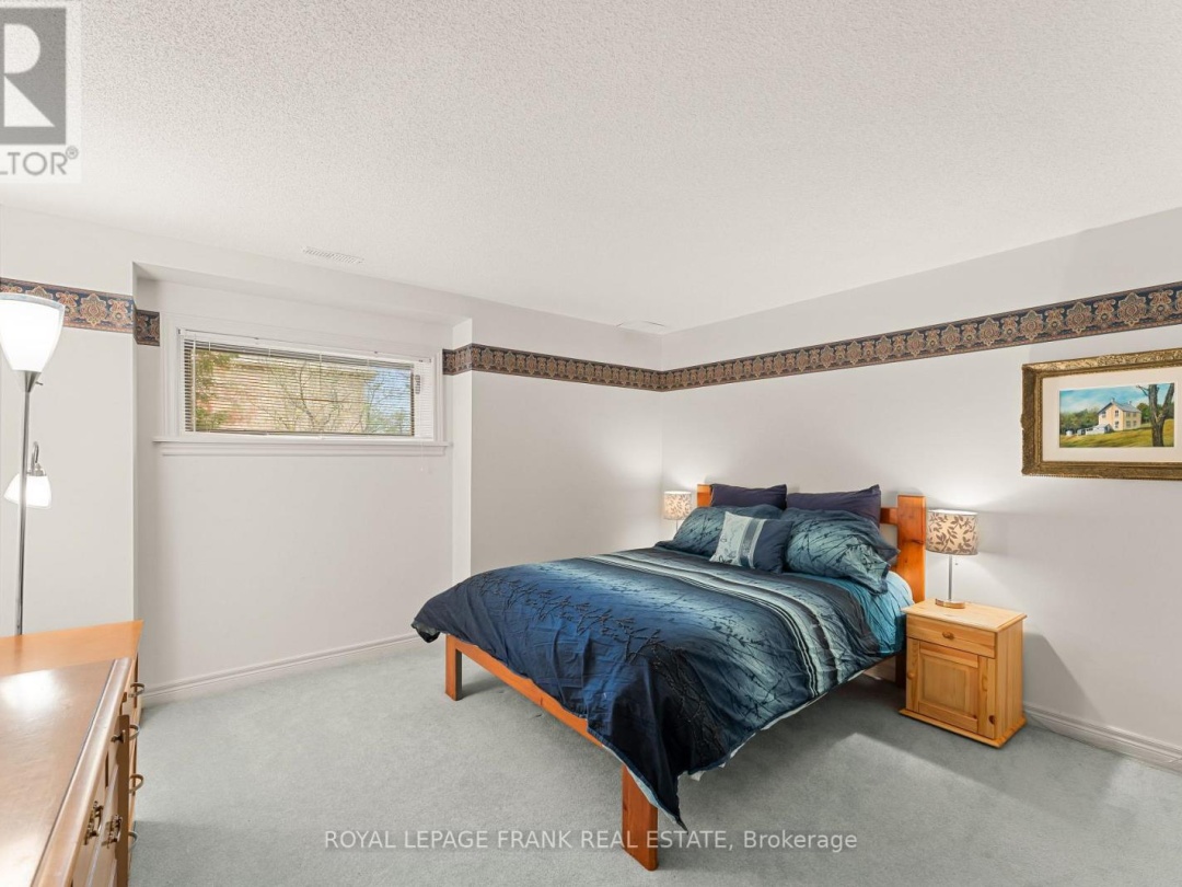 37 ISLAND BAY DRIVE, Kawartha Lakes (Bobcaygeon)