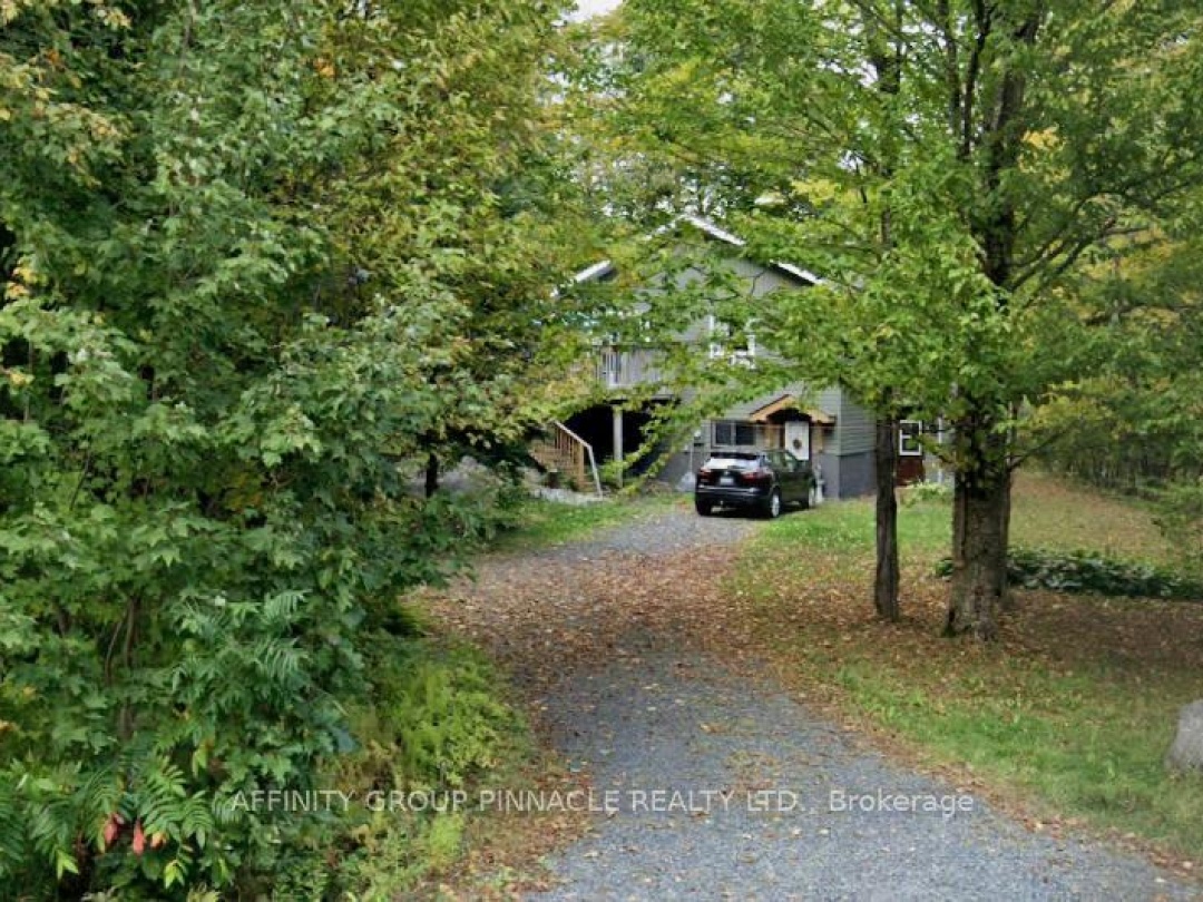 96 PINEWOOD ROAD, McDougall