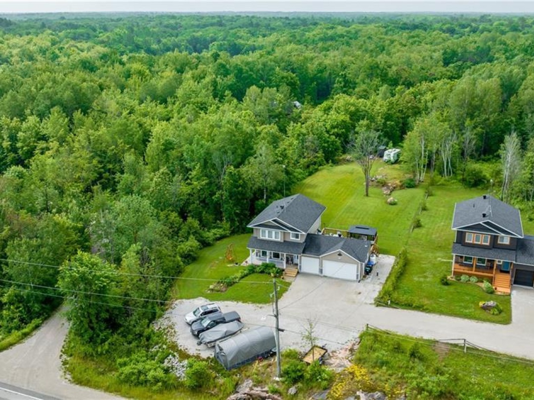 7830 County Rd 169, Washago