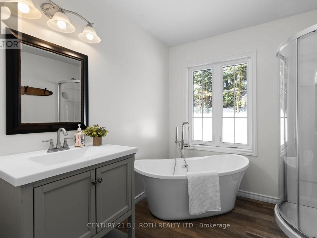 1040 ARTHUR SCHULZ ROAD, Gravenhurst (Morrison)