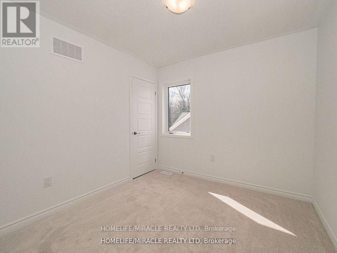 28 Dyer Crescent, Bracebridge (Macaulay)
