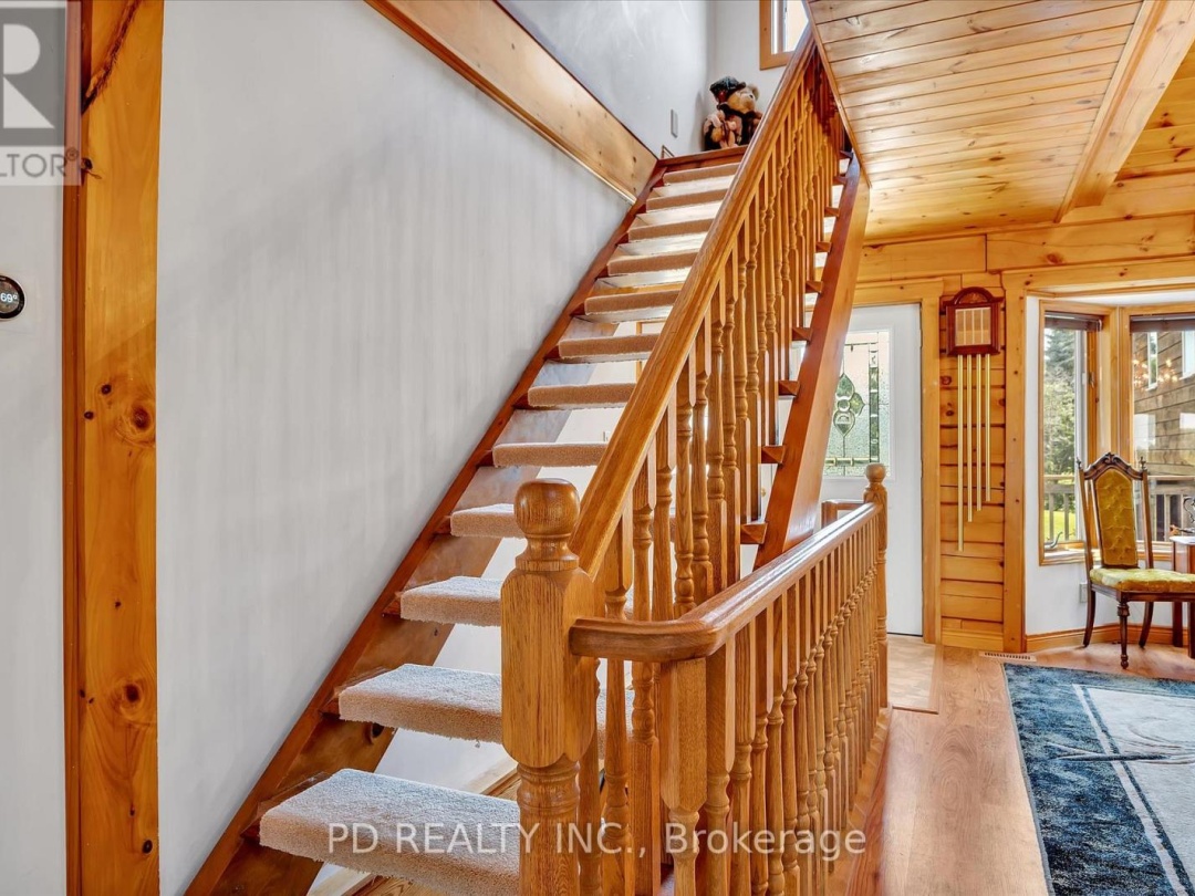 48 STURGEON GLEN ROAD, Sturgeon Lake