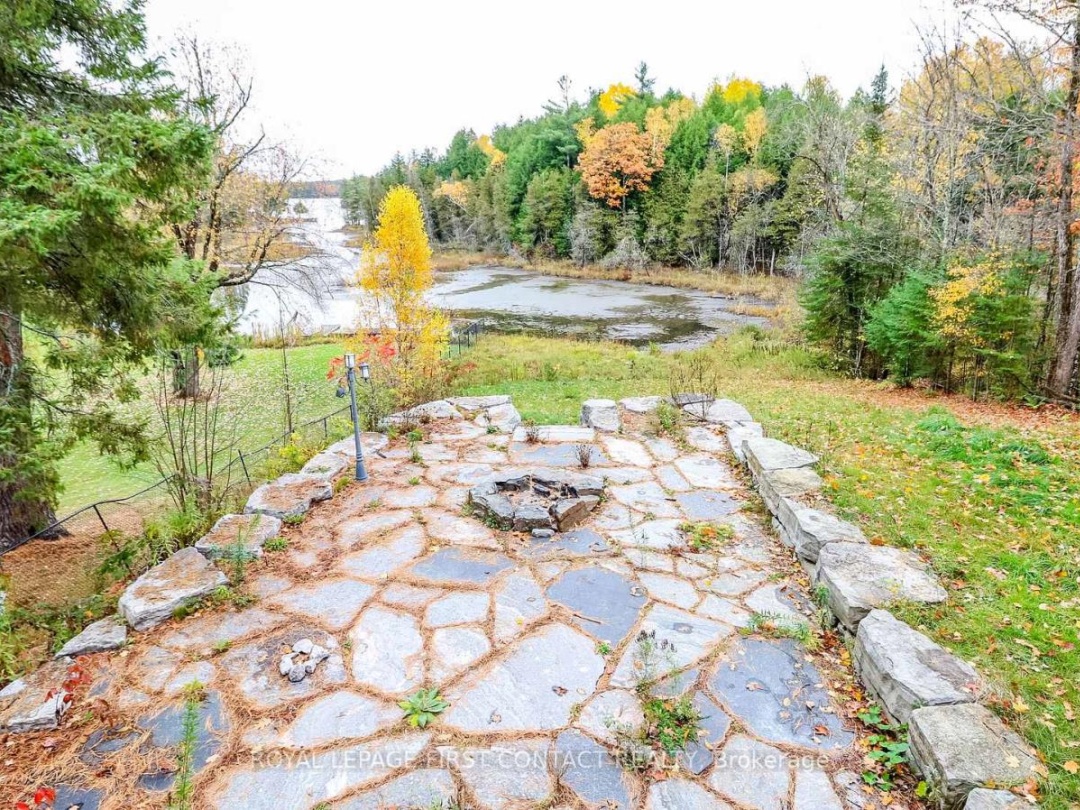 2 PORTER LANE, Shadow Lake