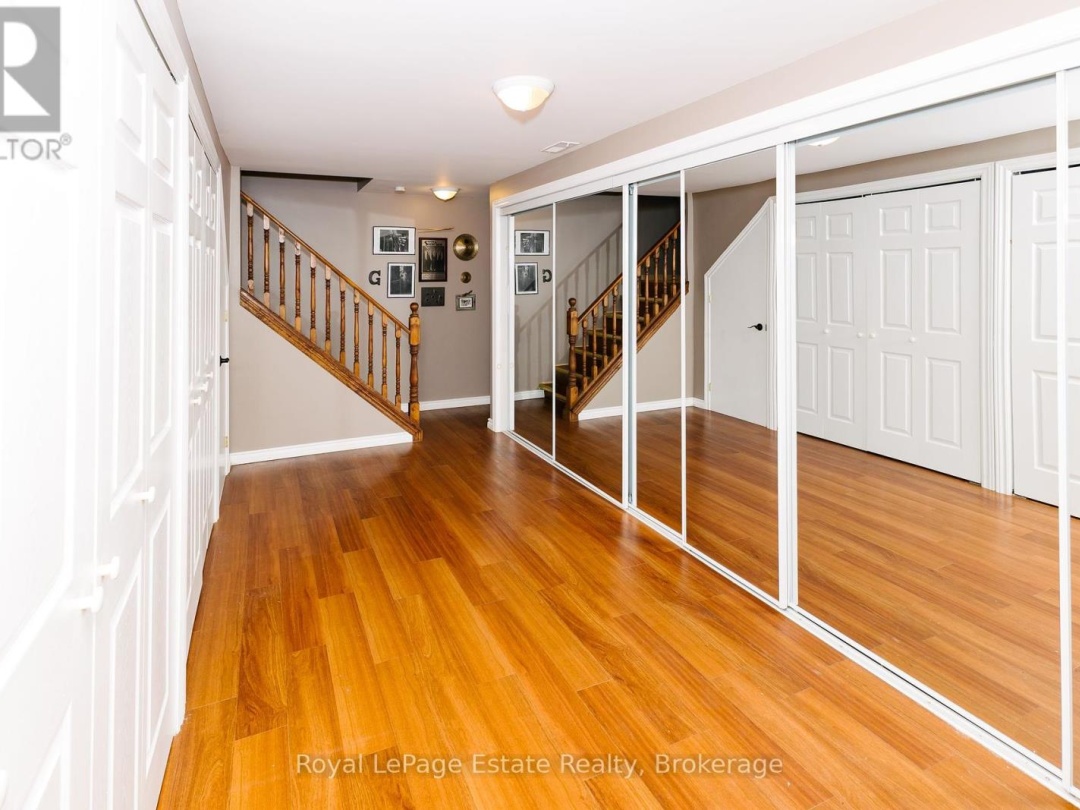 1157 BETWEEN LAKES TRAIL, 