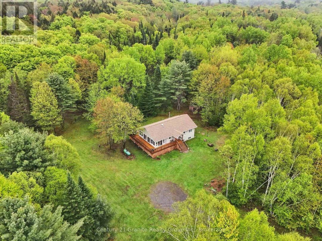 2302 Buckslide Road, Algonquin Highlands (Stanhope)