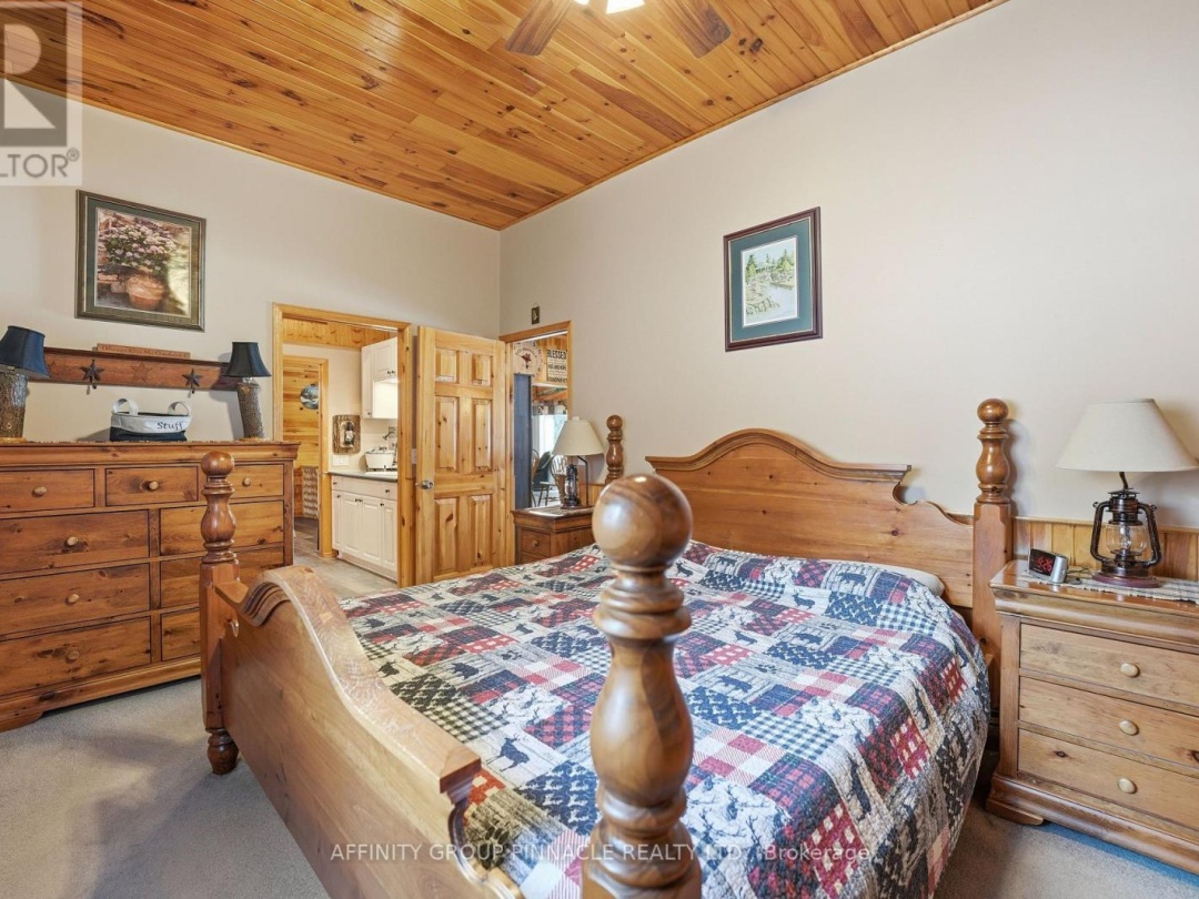 1150 MOORE LAKE ESTATES ROAD, Moore Lake