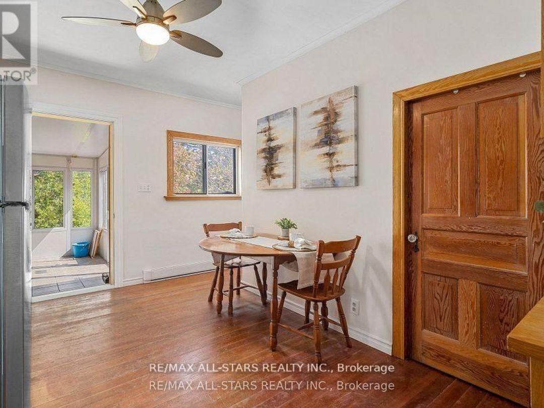 61 FRANCIS STREET E, Kawartha Lakes (Fenelon Falls)