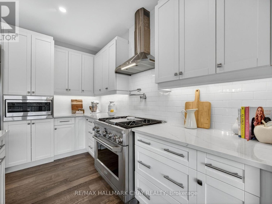 23 GELDERLAND CRESCENT, 