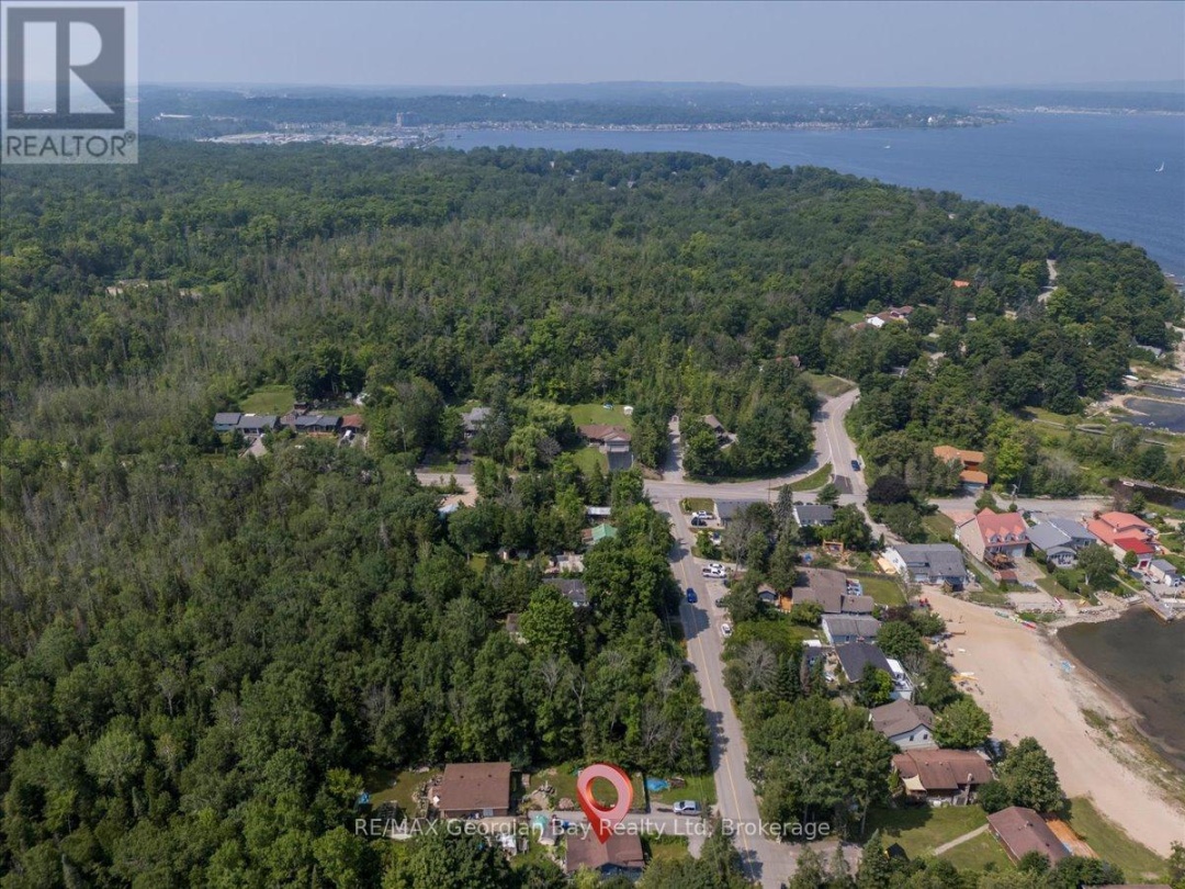 21 GRANDVIEW ROAD, 