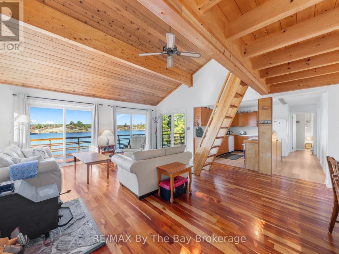 2 ISLAND 2890, Georgian Bay