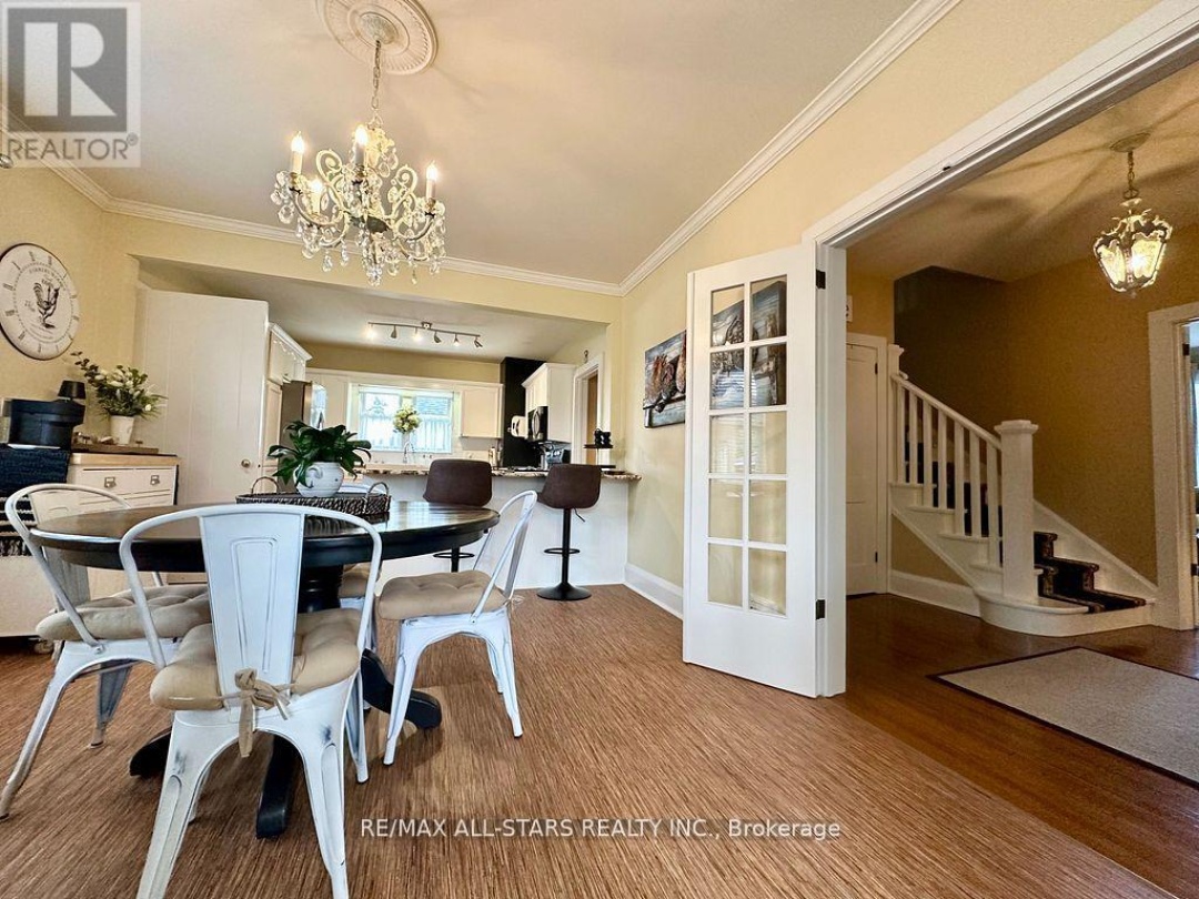 18 JOSEPH STREET, Kawartha Lakes (Bobcaygeon)