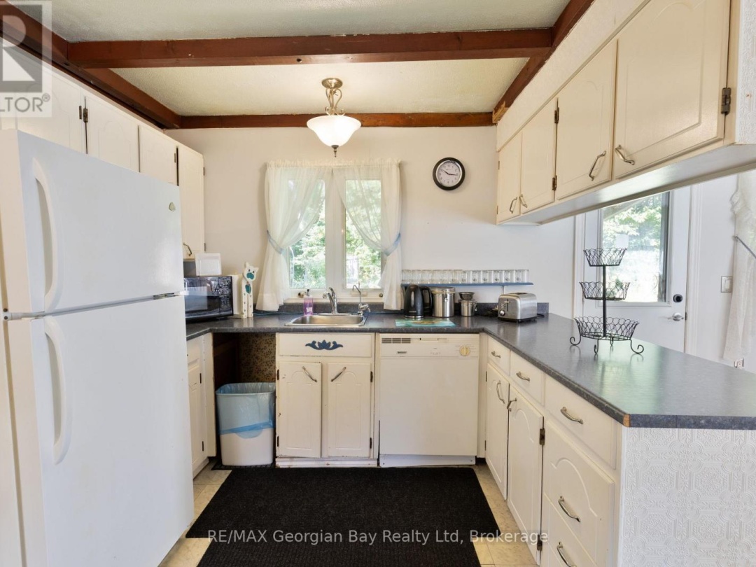 426 DAVID AVENUE, Tay (Port McNicoll)