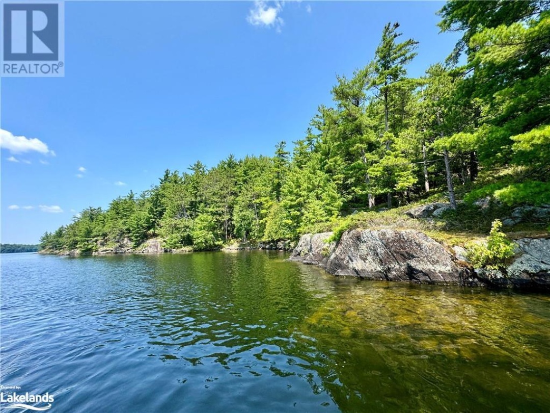 N/A North Bohemia Island, Lake Rosseau