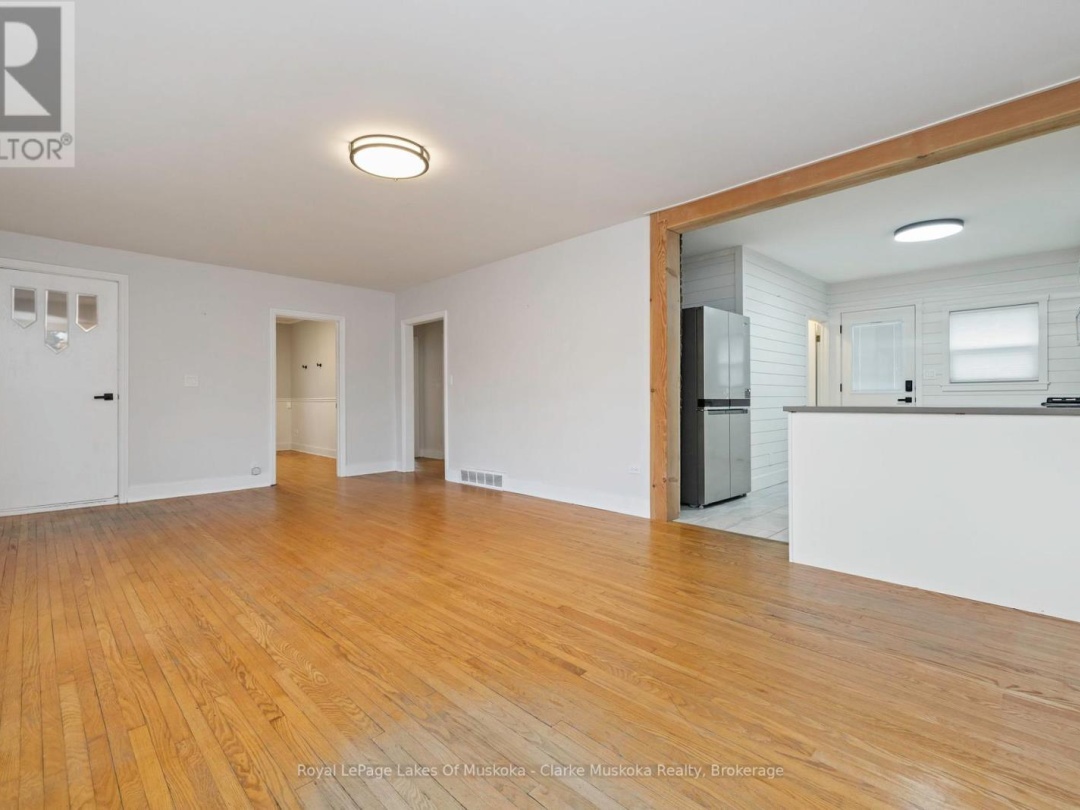 57 CASCADE STREET, Parry Sound
