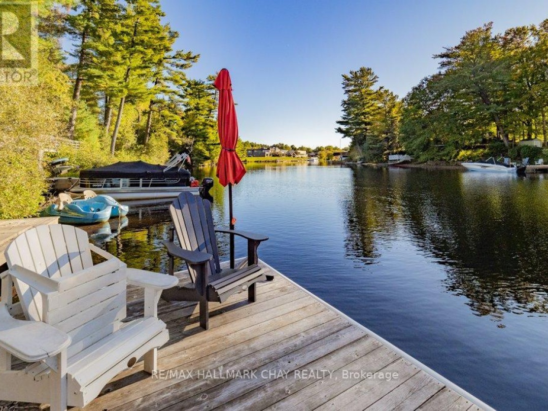 20 Liza Crescent, Lake Muskoka