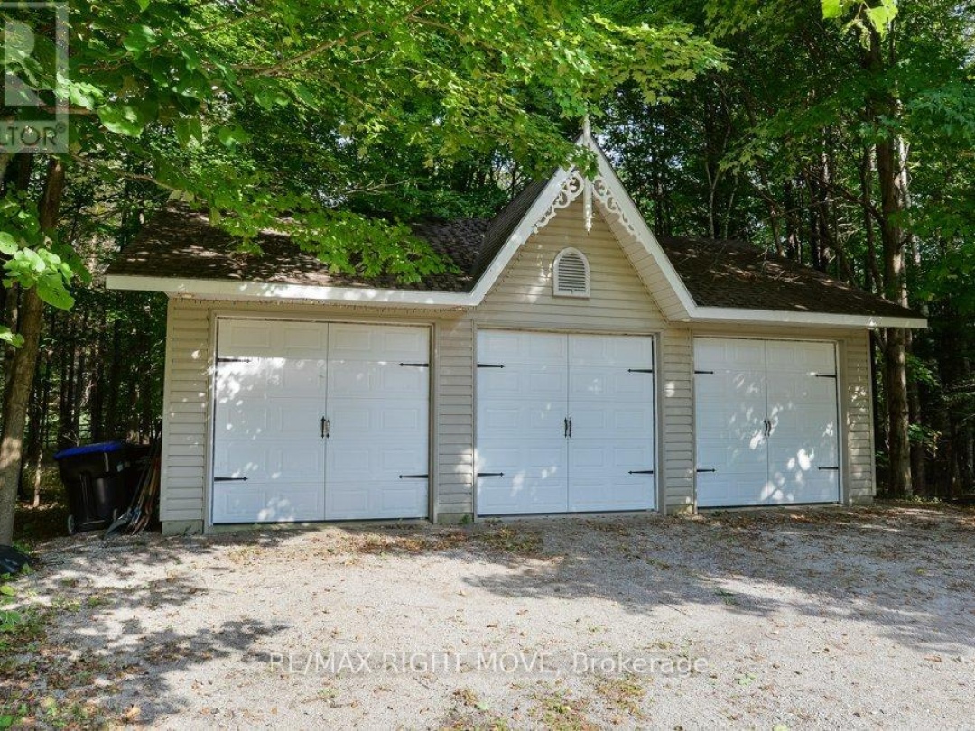 1390 Warminster Side Road, Oro-Medonte