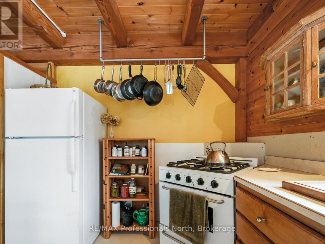 1532 BRAELOCH ROAD, Algonquin Highlands (Stanhope)