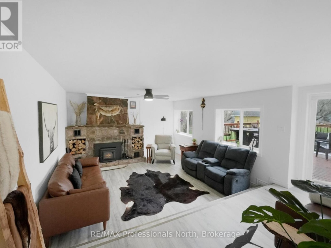 1392 OLD DONALD ROAD, Dysart et al (Dysart)