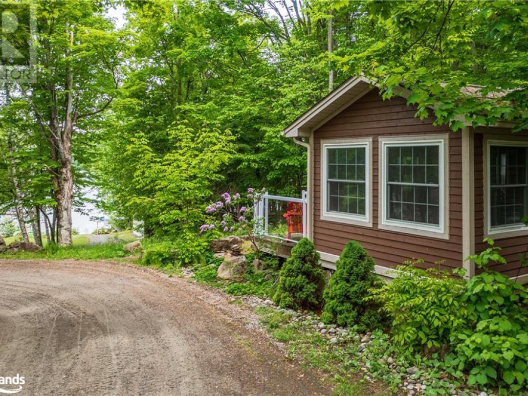 1052 Rat Bay Road Unit# 116 4, Lake Of Bays