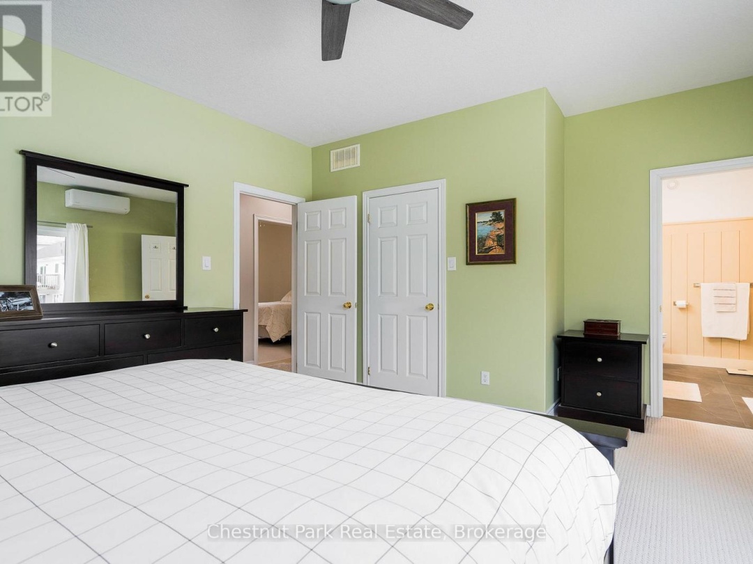 28 BOYD CRESCENT, Oro-Medonte (Moonstone)