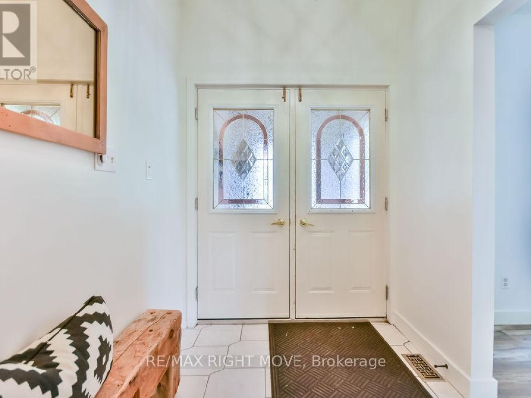 4278 WILSON POINT ROAD N, 