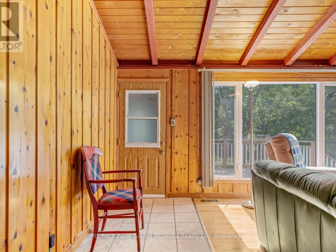 124 PINEWOOD ROAD, 