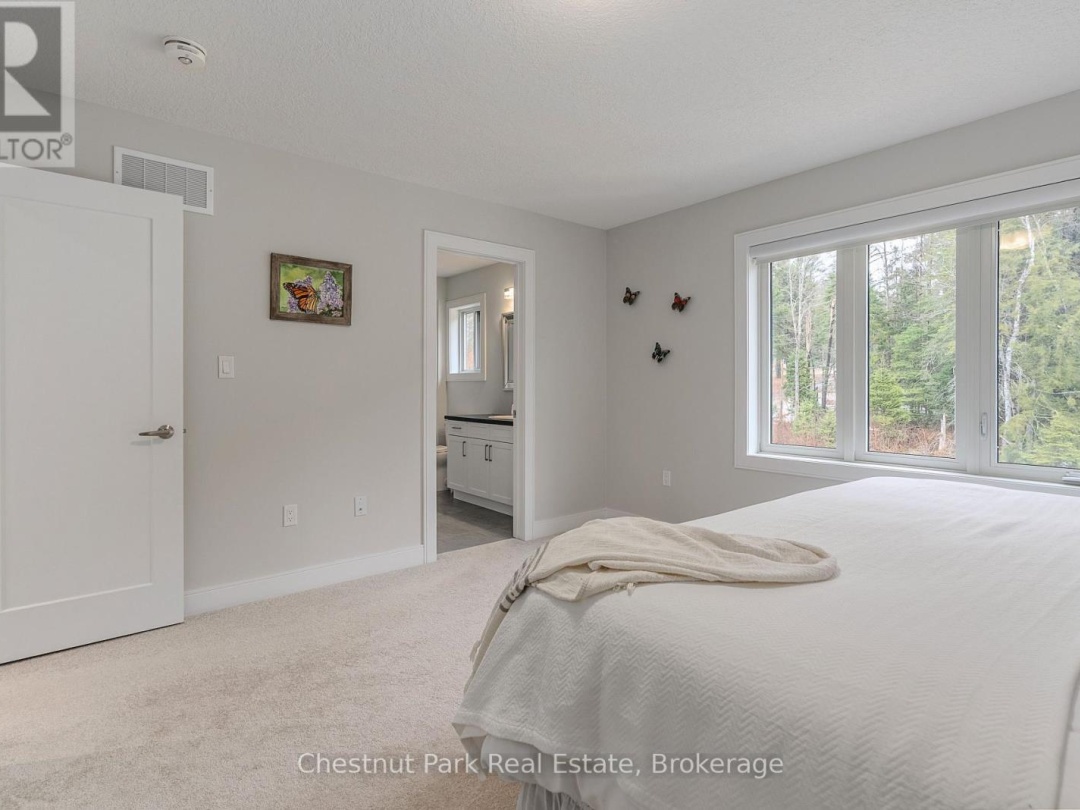 76 SELKIRK DRIVE, Huntsville (Chaffey)