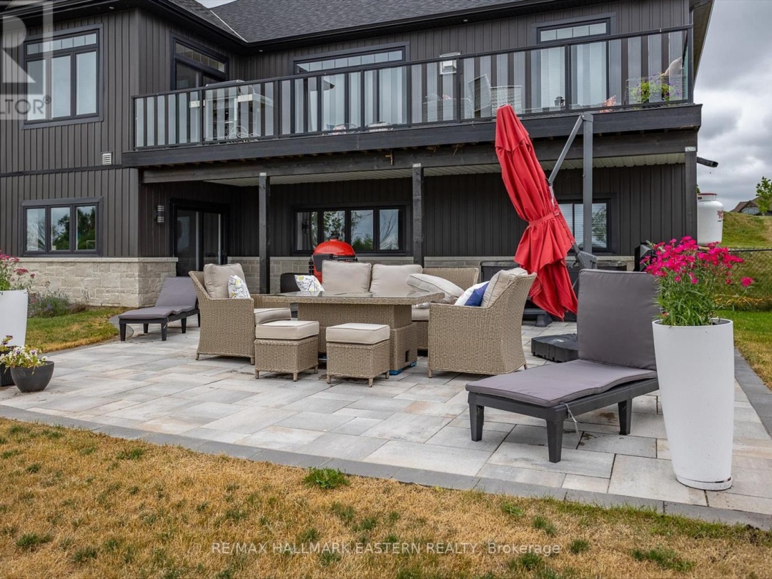 35 LAKEVIEW CRESCENT, 