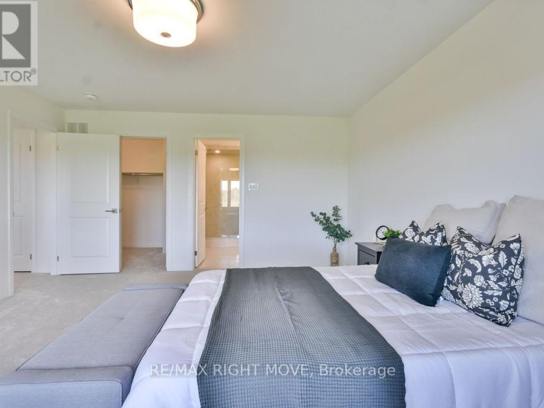 3721 QUAYSIDE DRIVE, Severn (West Shore)