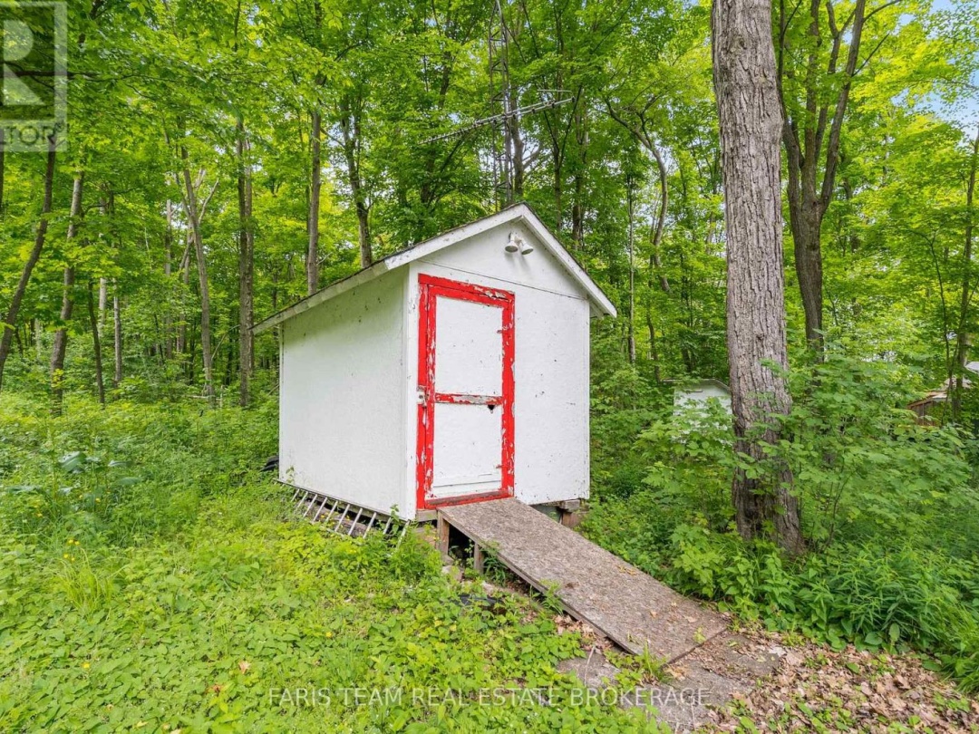 365 ROBINS POINT ROAD, 