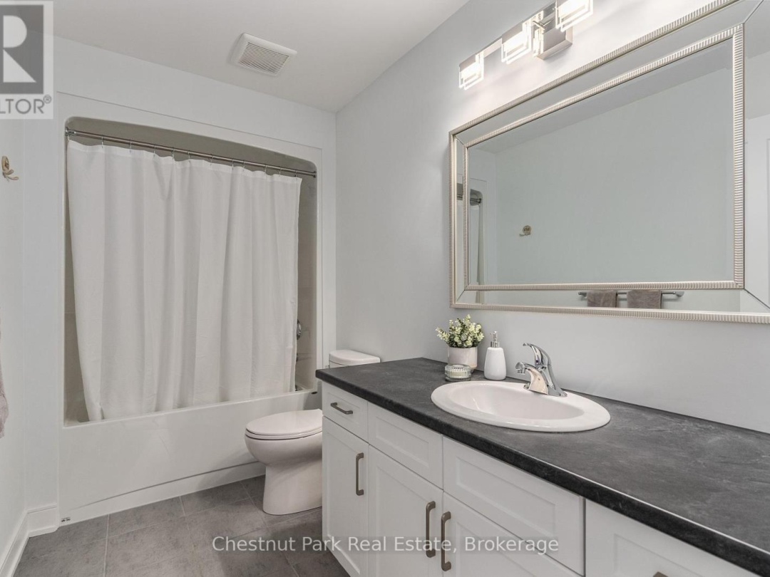 76 SELKIRK DRIVE, Huntsville (Chaffey)