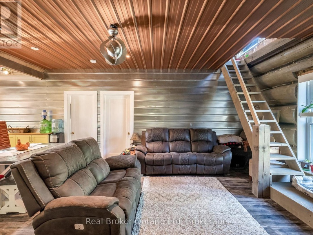 68 TALBOT DRIVE, Trent Severn Canal