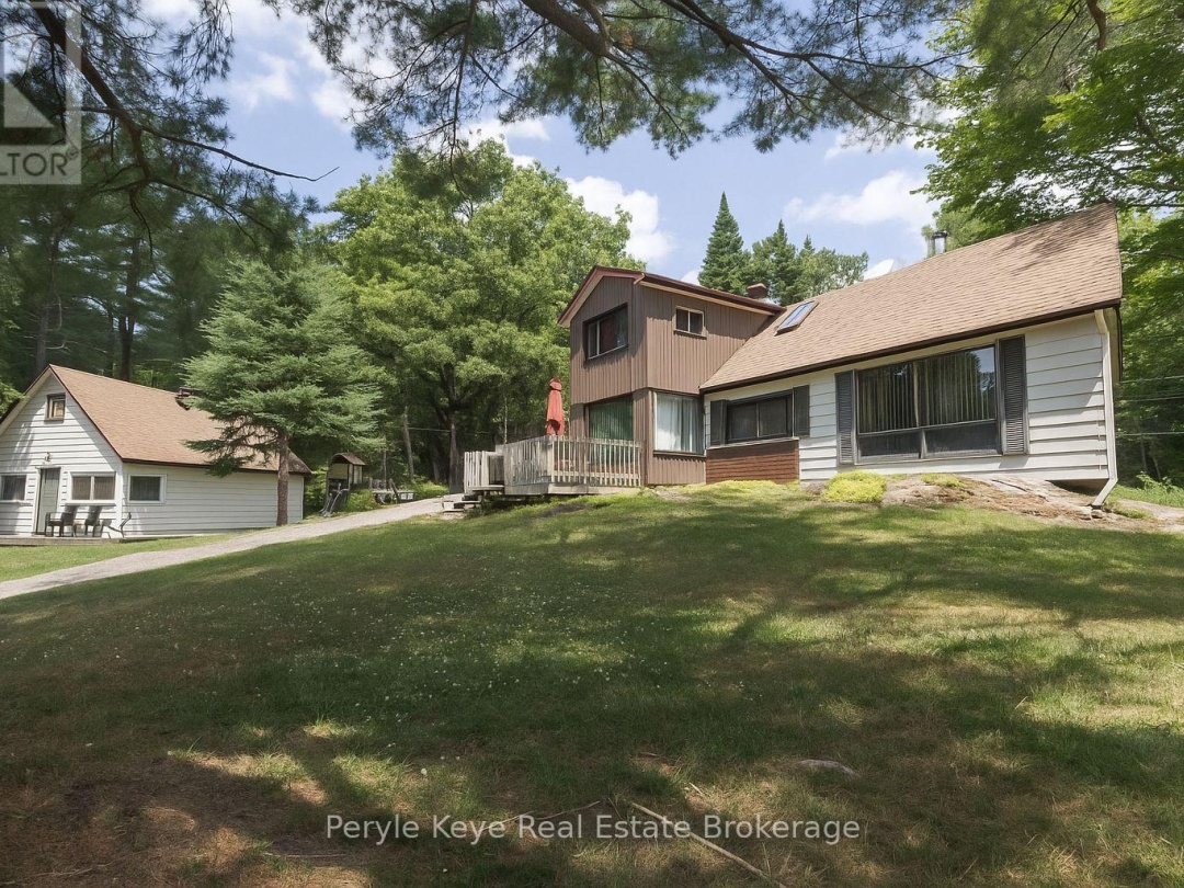 1025 & 1027 BIG ISLAND ROAD, 