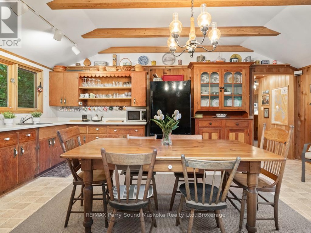 20 PRIOR LANE, Otter Lake