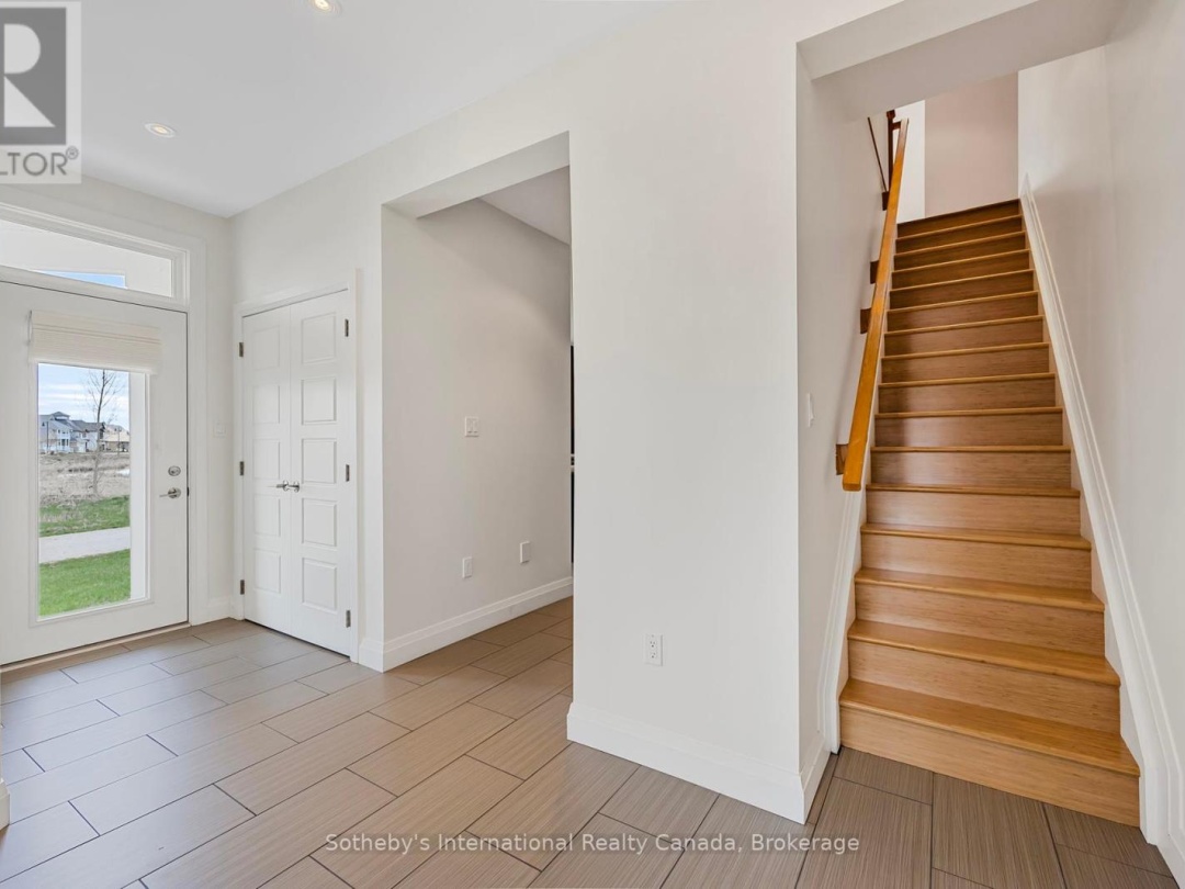 2 SWAN LANE, Tay (Port McNicoll)