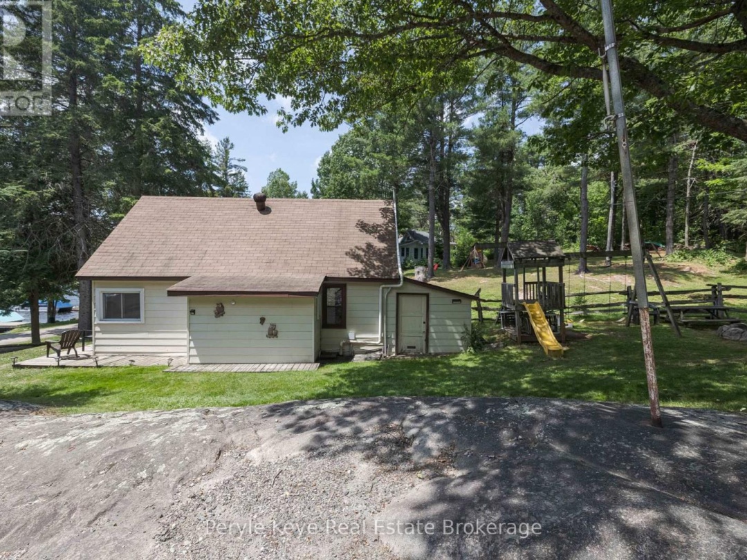 1025 & 1027 BIG ISLAND ROAD, 