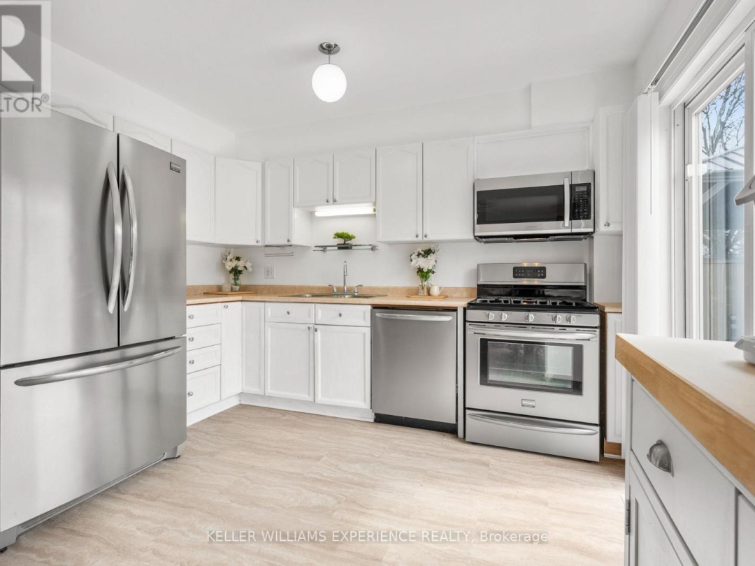 371 MILLARD STREET, Orillia