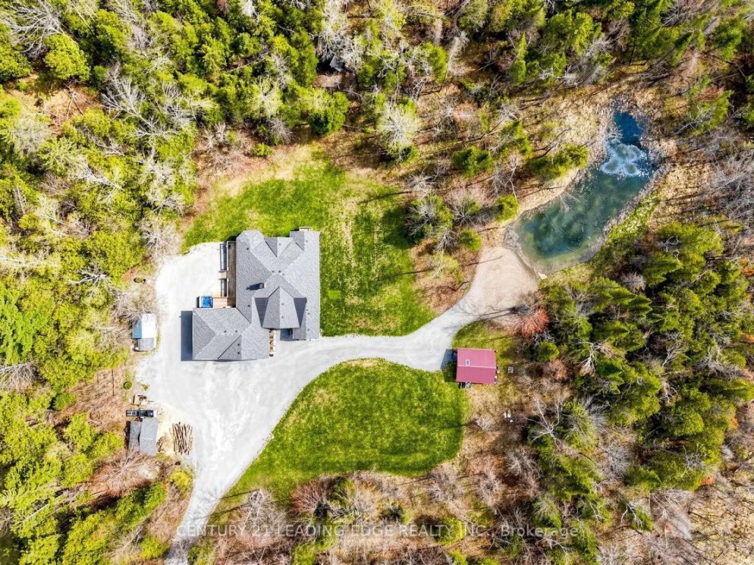 99 KAGAWONG ROAD, Kawartha Lakes (Fenelon)