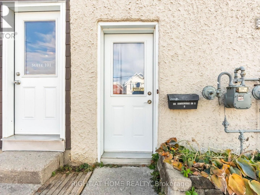 32 MATCHEDASH STREET N, Orillia