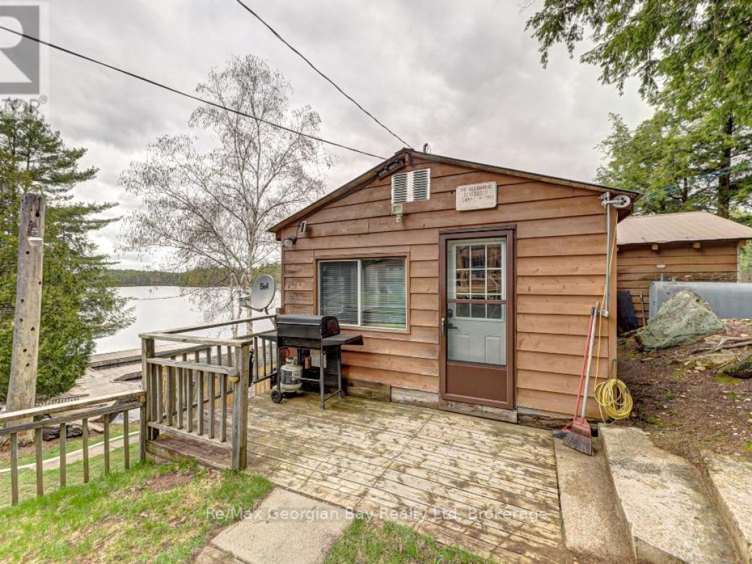 15SR405 SEVERN RIVER SHORE, Severn River